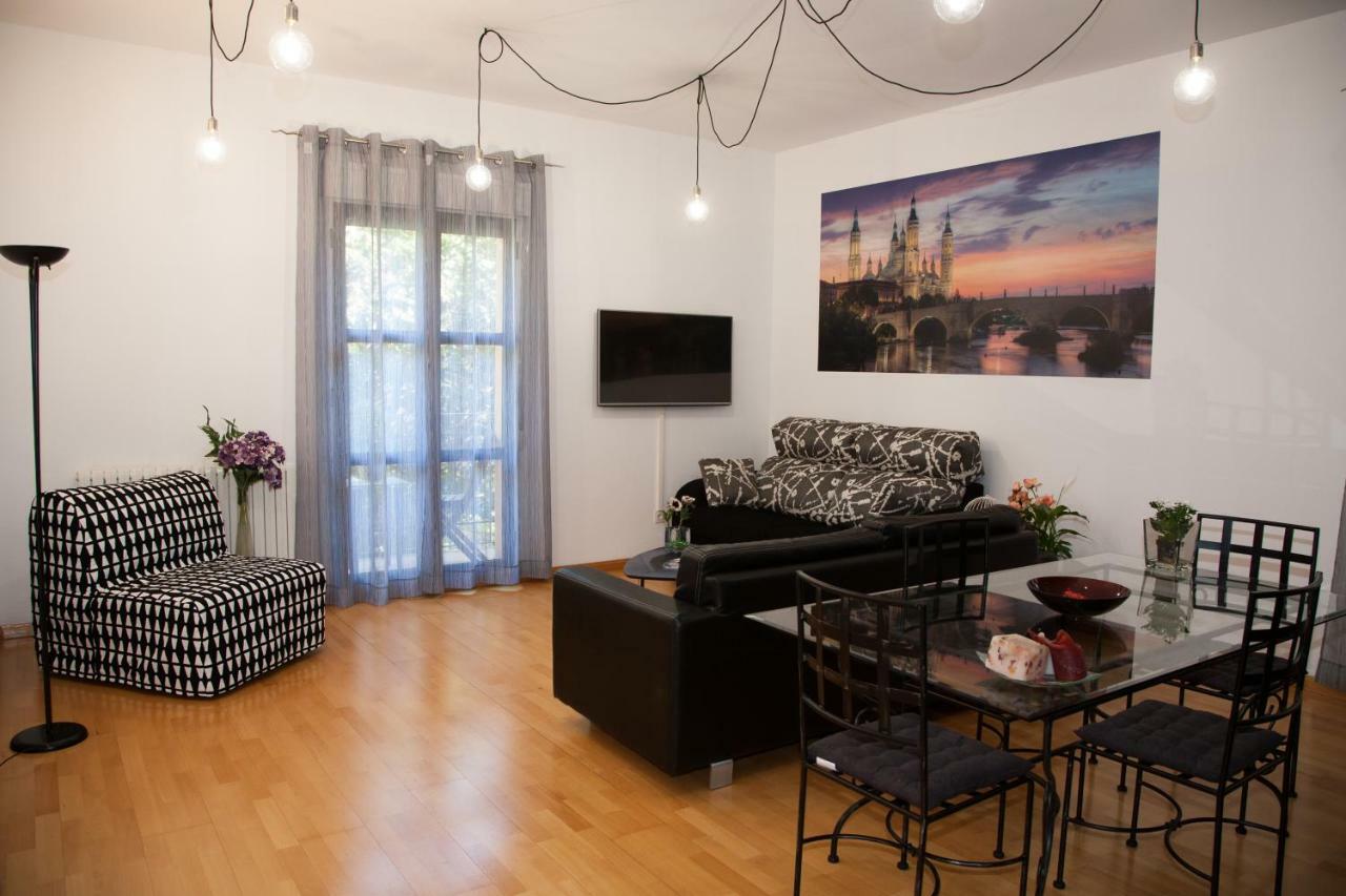 Dean Dos Catedrales Apartment Zaragoza Luaran gambar