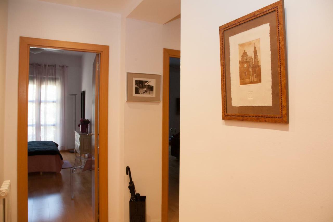 Dean Dos Catedrales Apartment Zaragoza Luaran gambar