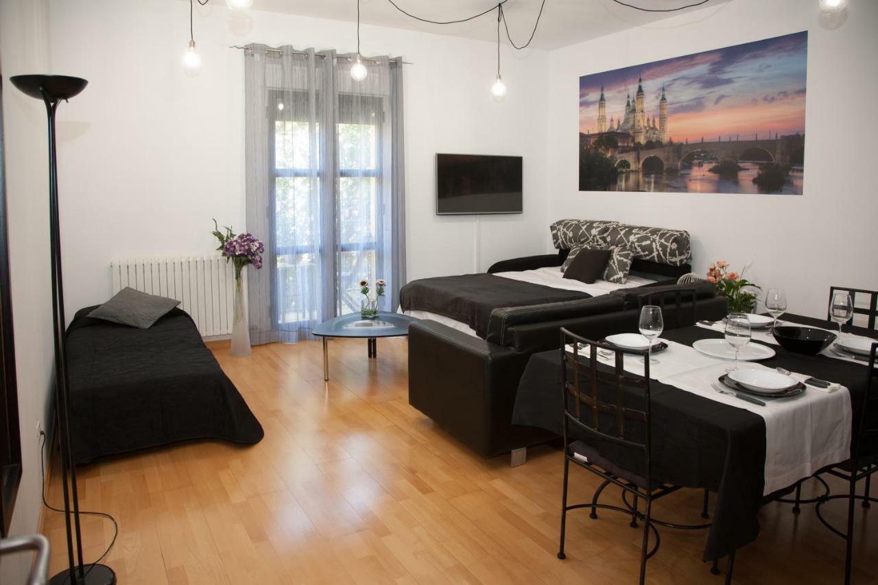 Dean Dos Catedrales Apartment Zaragoza Luaran gambar